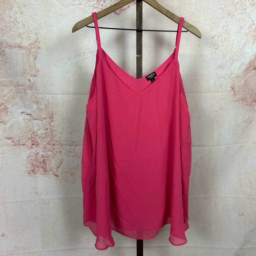 TORRID v-neck hot pink tank top size 4X chiffon lined feminine vacation resort